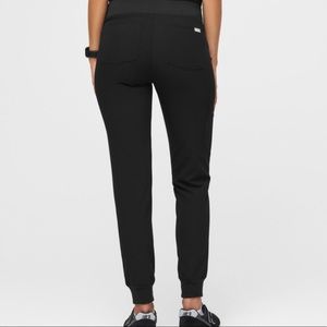 Figs black Zamora jogger scrub pants-size small. New with tags!